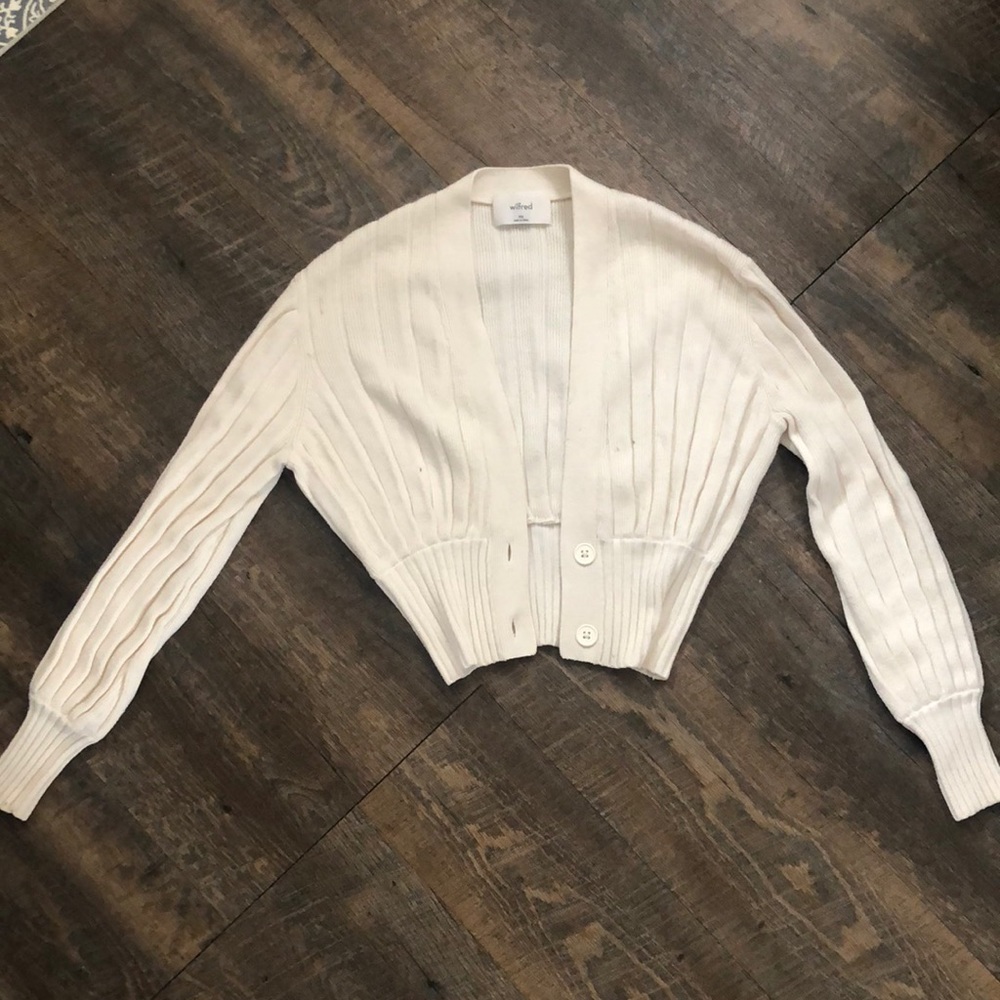 Crop sweater